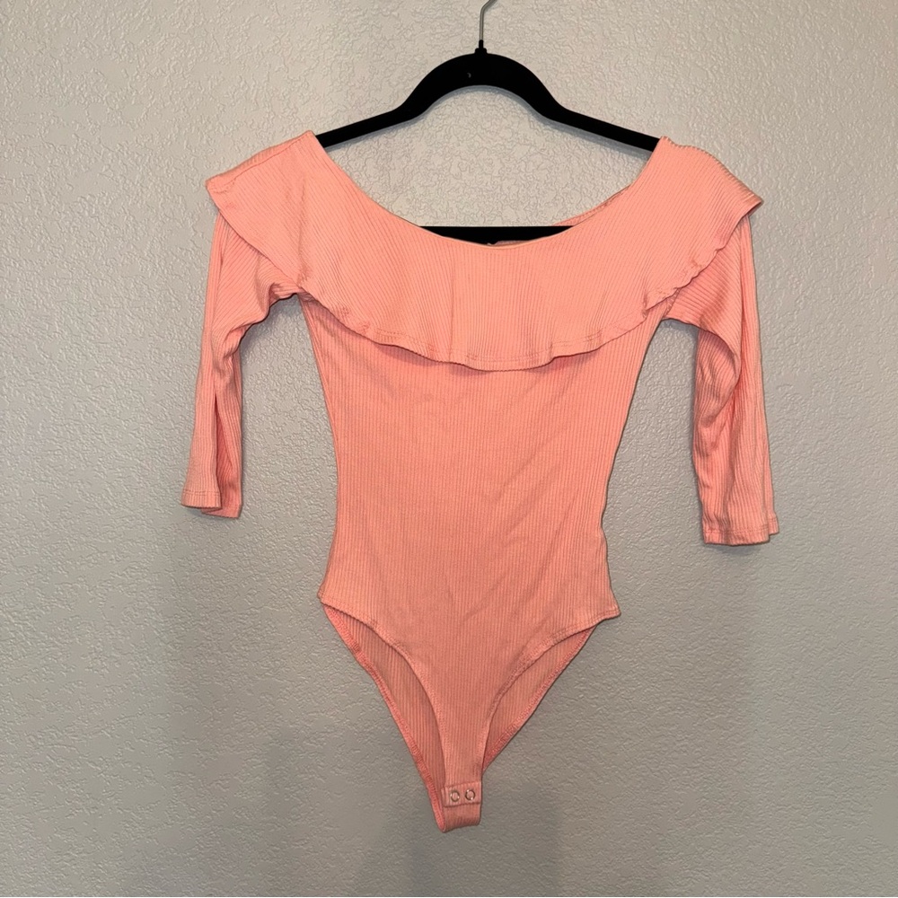 Forever 21 Pink Ribbed Body Suit Size Small